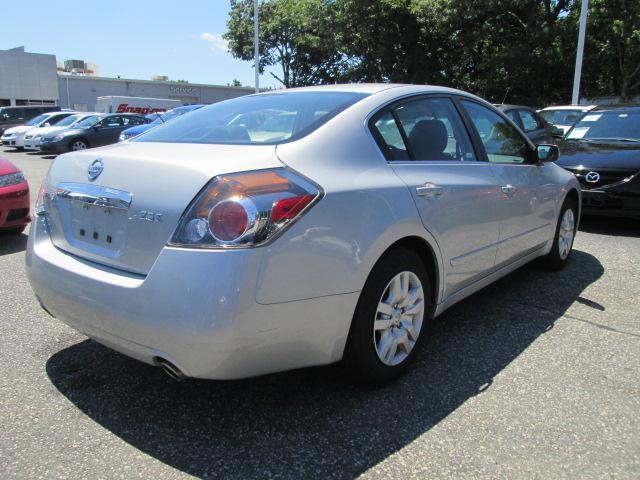 Nissan Altima 2012 photo 3