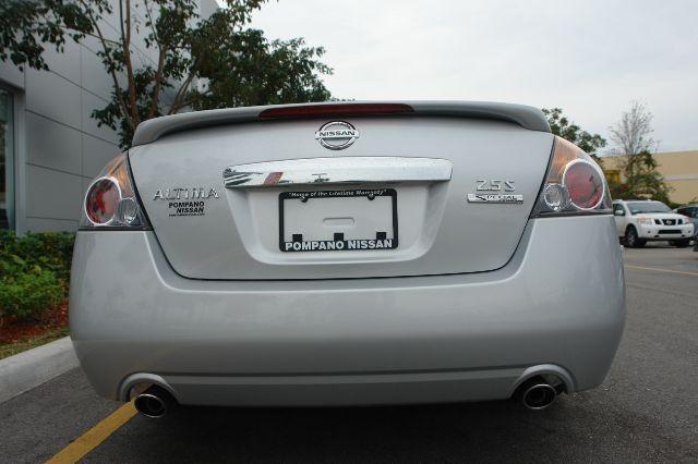 Nissan Altima 2012 photo 3