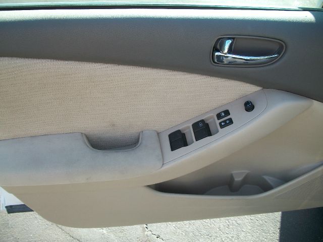 Nissan Altima 2012 photo 10