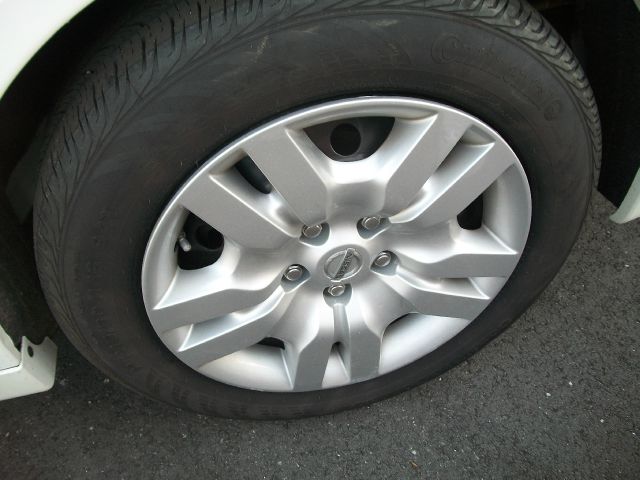 Nissan Altima 2012 photo 2