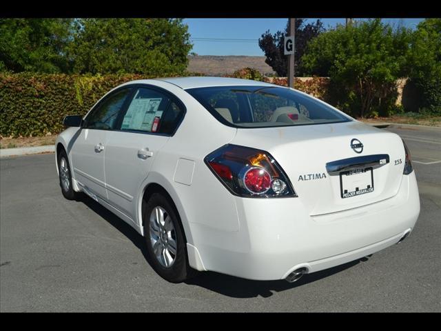 Nissan Altima 2012 photo 3