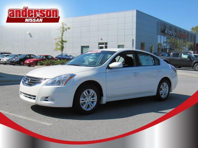 Nissan Altima Pickupslt Quad Cab SWB 4WD 4x4 Truck Sedan