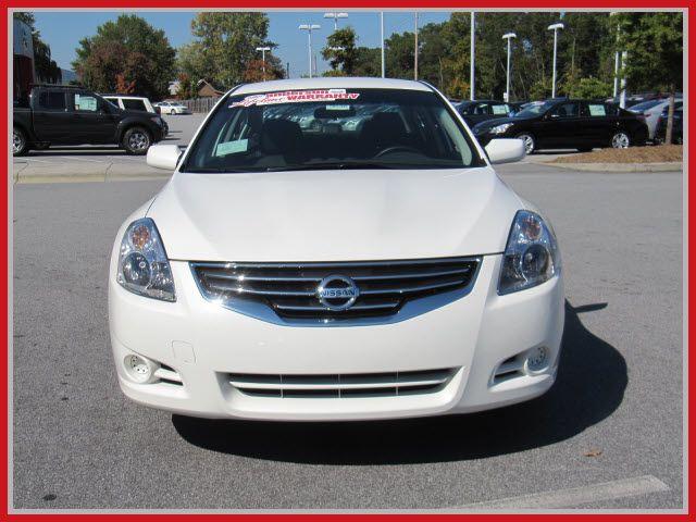 Nissan Altima 2012 photo 1