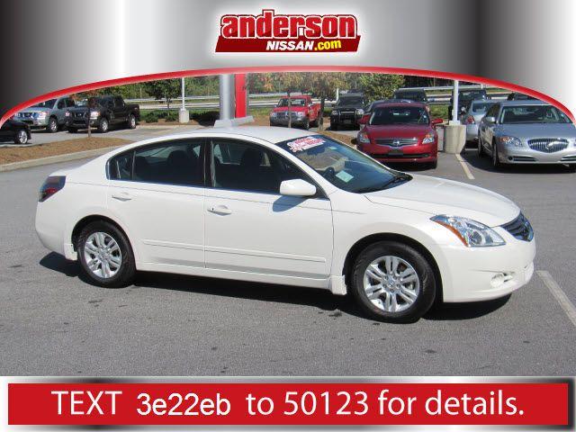 Nissan Altima 2012 photo 2