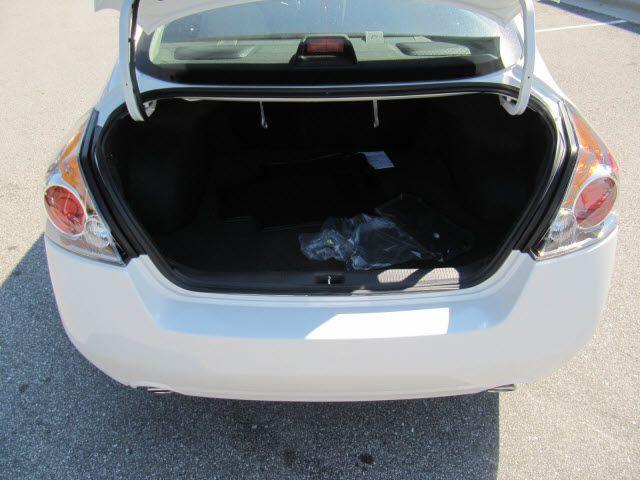 Nissan Altima 2012 photo 5