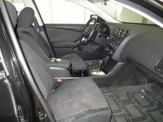 Nissan Altima 2012 photo 34