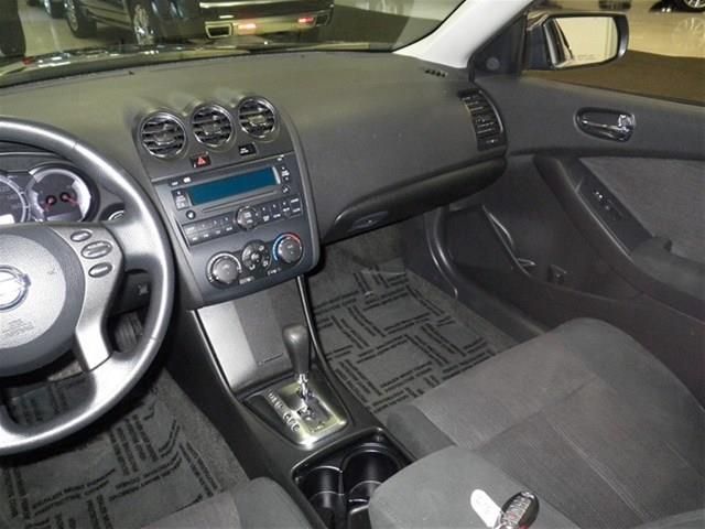 Nissan Altima 2012 photo 35