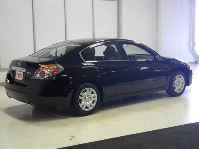 Nissan Altima 2012 photo 41