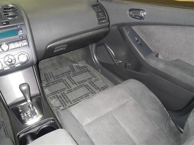 Nissan Altima 2012 photo 8