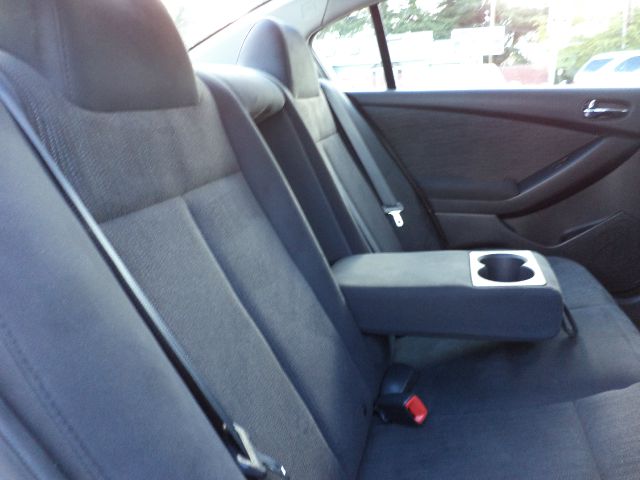 Nissan Altima 2012 photo 1