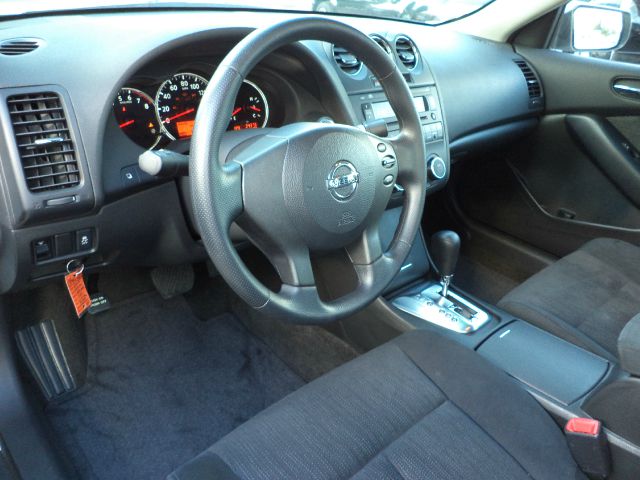Nissan Altima 2012 photo 4