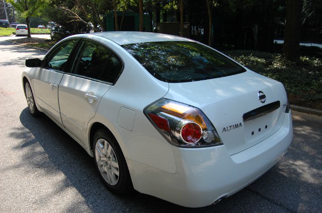 Nissan Altima 2012 photo 1