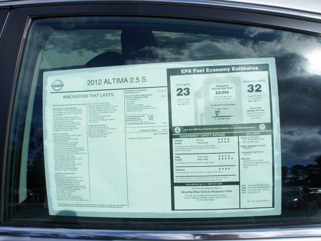 Nissan Altima 2012 photo 3