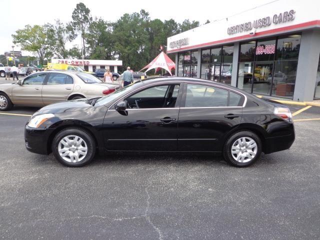 Nissan Altima Pickupslt Quad Cab SWB 4WD 4x4 Truck Sedan