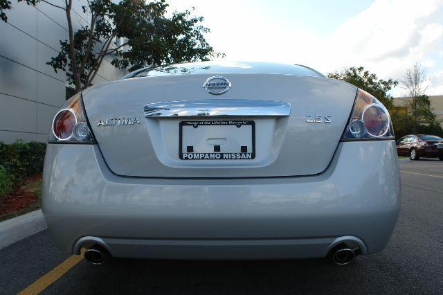 Nissan Altima 2012 photo 3