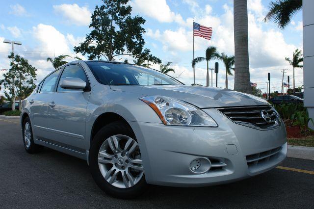 Nissan Altima 2012 photo 5