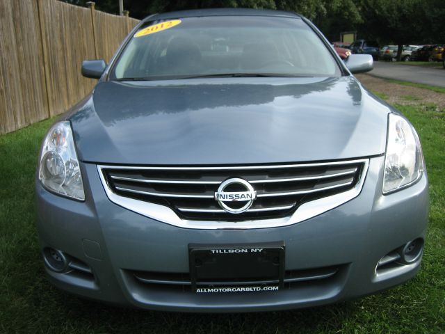 Nissan Altima 2012 photo 3