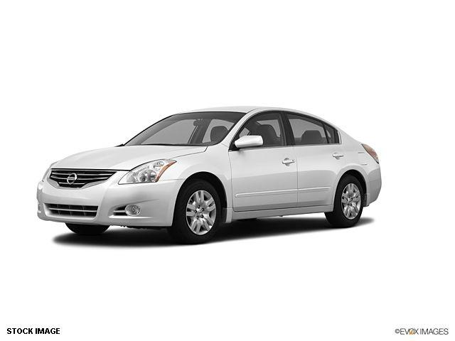 Nissan Altima Pickupslt Quad Cab SWB 4WD 4x4 Truck Sedan