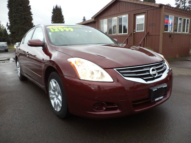 Nissan Altima 2012 photo 4