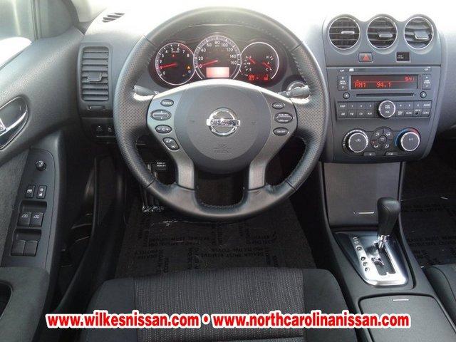 Nissan Altima 2012 photo 3