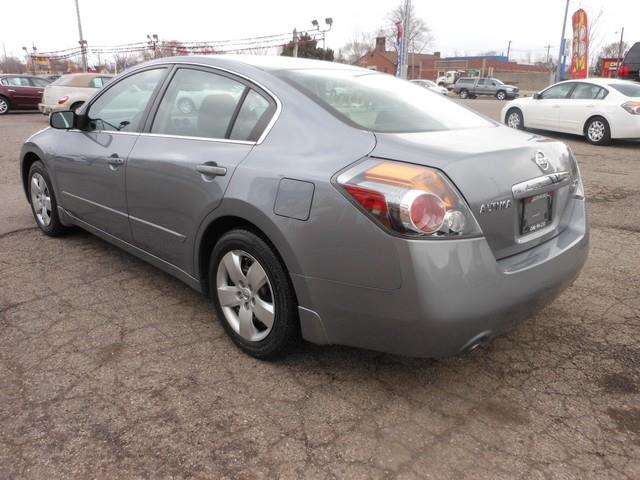 Nissan Altima 2012 photo 3
