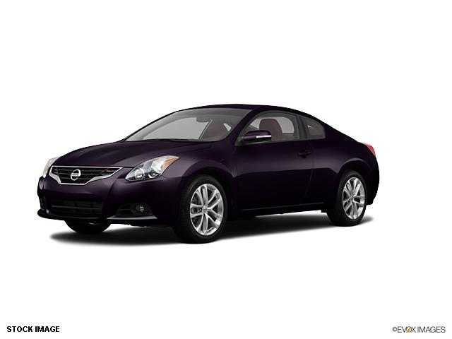 Nissan Altima 4WD Reg Cab 133 Coupe