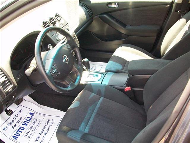 Nissan Altima 2012 photo 4