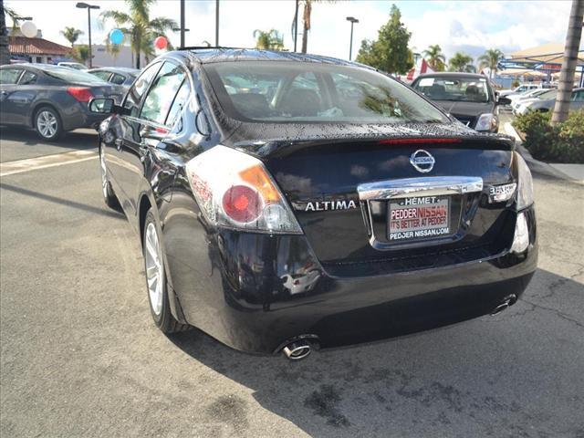 Nissan Altima 2012 photo 3