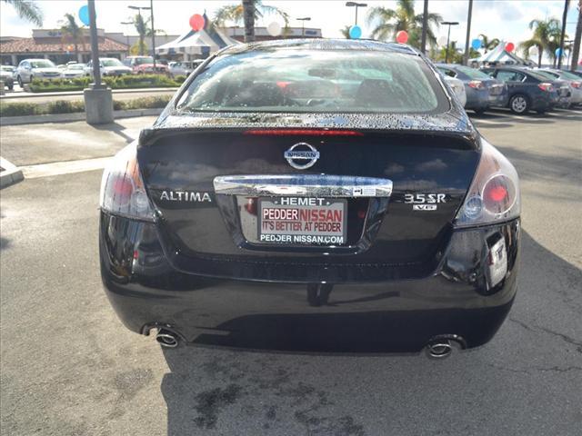 Nissan Altima 2012 photo 4