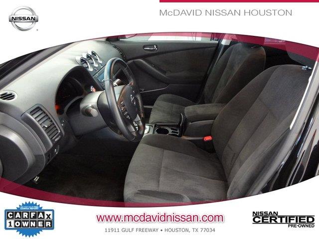 Nissan Altima 2012 photo 20