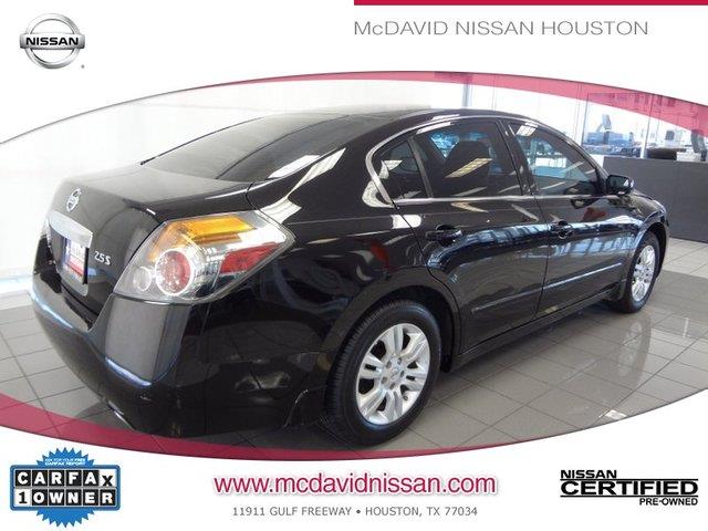 Nissan Altima 2012 photo 27