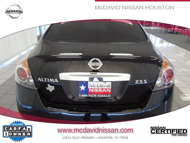 Nissan Altima 2012 photo 9