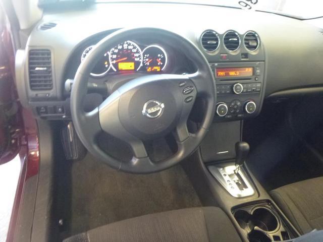 Nissan Altima 2012 photo 1