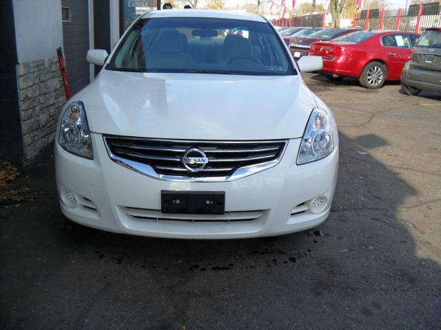 Nissan Altima 2012 photo 3