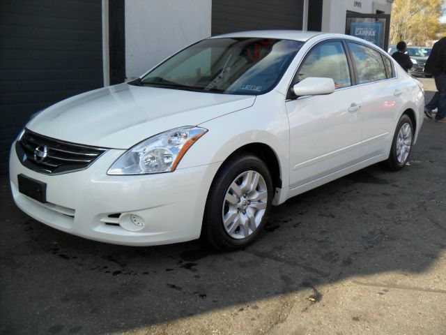 Nissan Altima 2012 photo 4