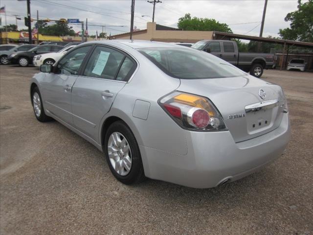 Nissan Altima 2012 photo 4