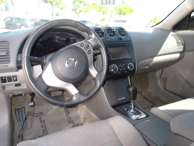 Nissan Altima 2012 photo 5