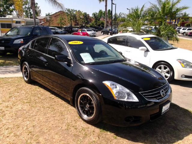 Nissan Altima 2012 photo 8