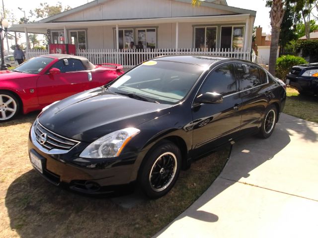 Nissan Altima 2012 photo 9
