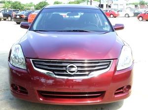 Nissan Altima 2012 photo 2