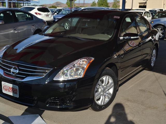 Nissan Altima 2012 photo 1