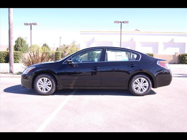 Nissan Altima 2012 photo 3