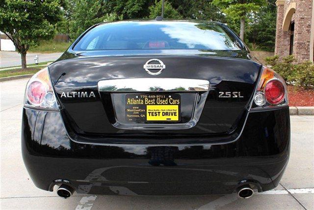Nissan Altima 2012 photo 21