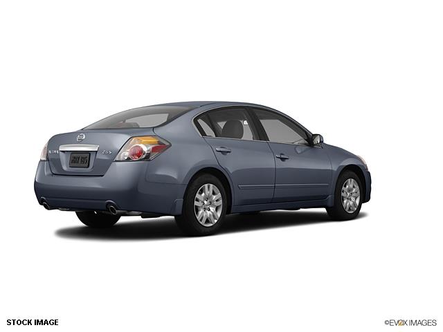 Nissan Altima 2012 photo 3