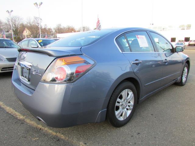Nissan Altima 2012 photo 1