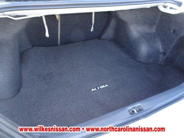 Nissan Altima 2012 photo 5
