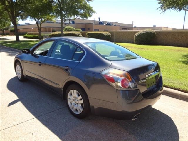 Nissan Altima 2012 photo 4
