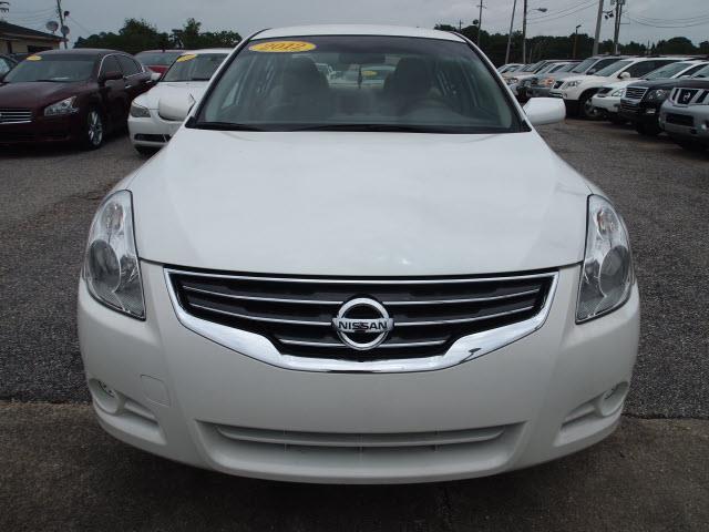 Nissan Altima 2012 photo 4