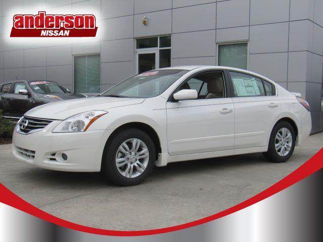 Nissan Altima Pickupslt Quad Cab SWB 4WD 4x4 Truck Sedan