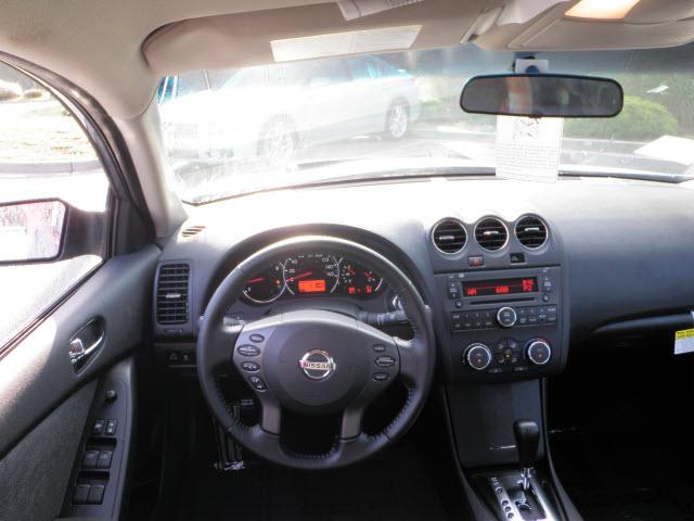 Nissan Altima 2012 photo 5